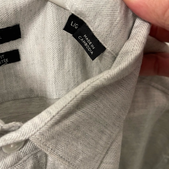 RW & Co long sleeve button down shirt - Picture 3 of 3